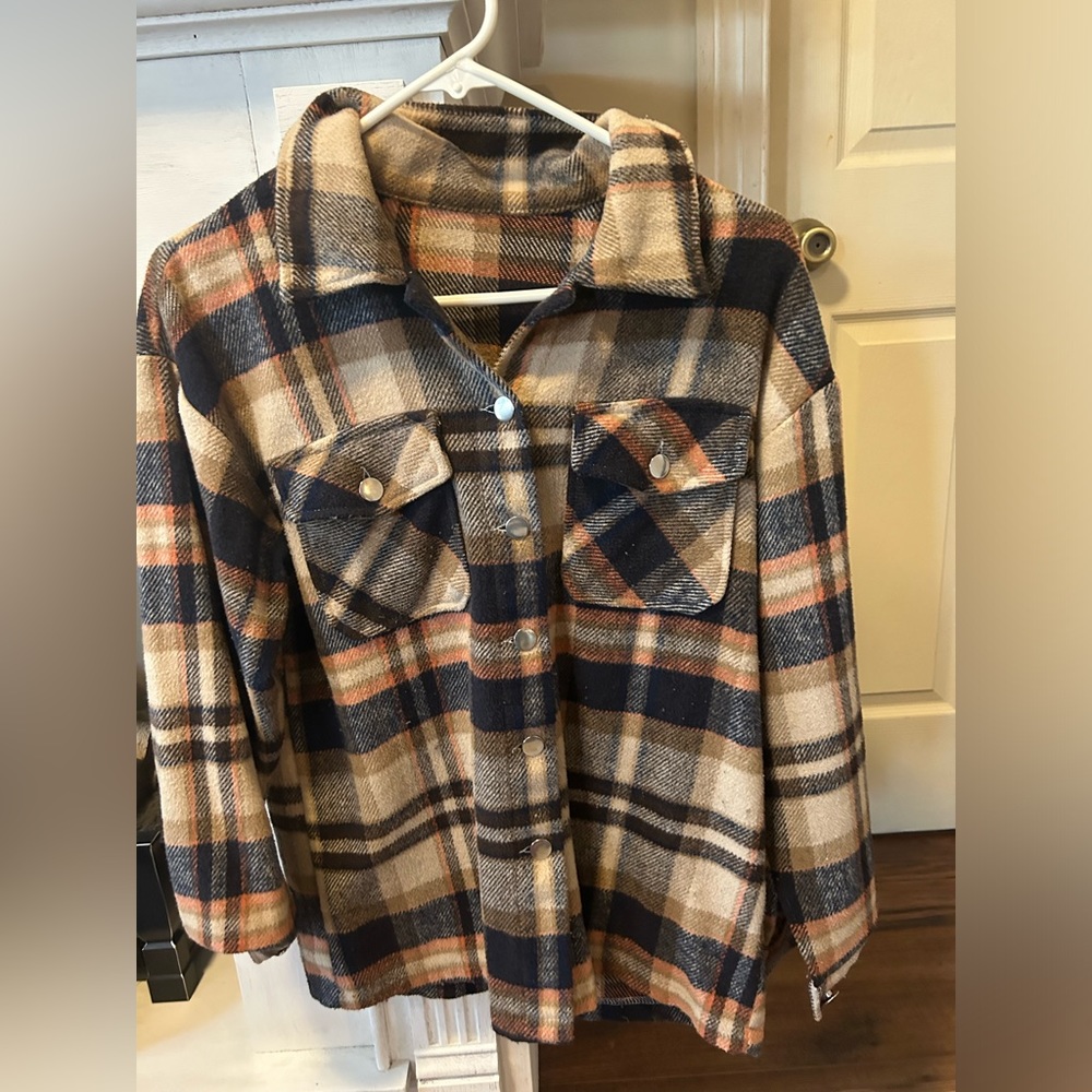 Boutique shacket size small